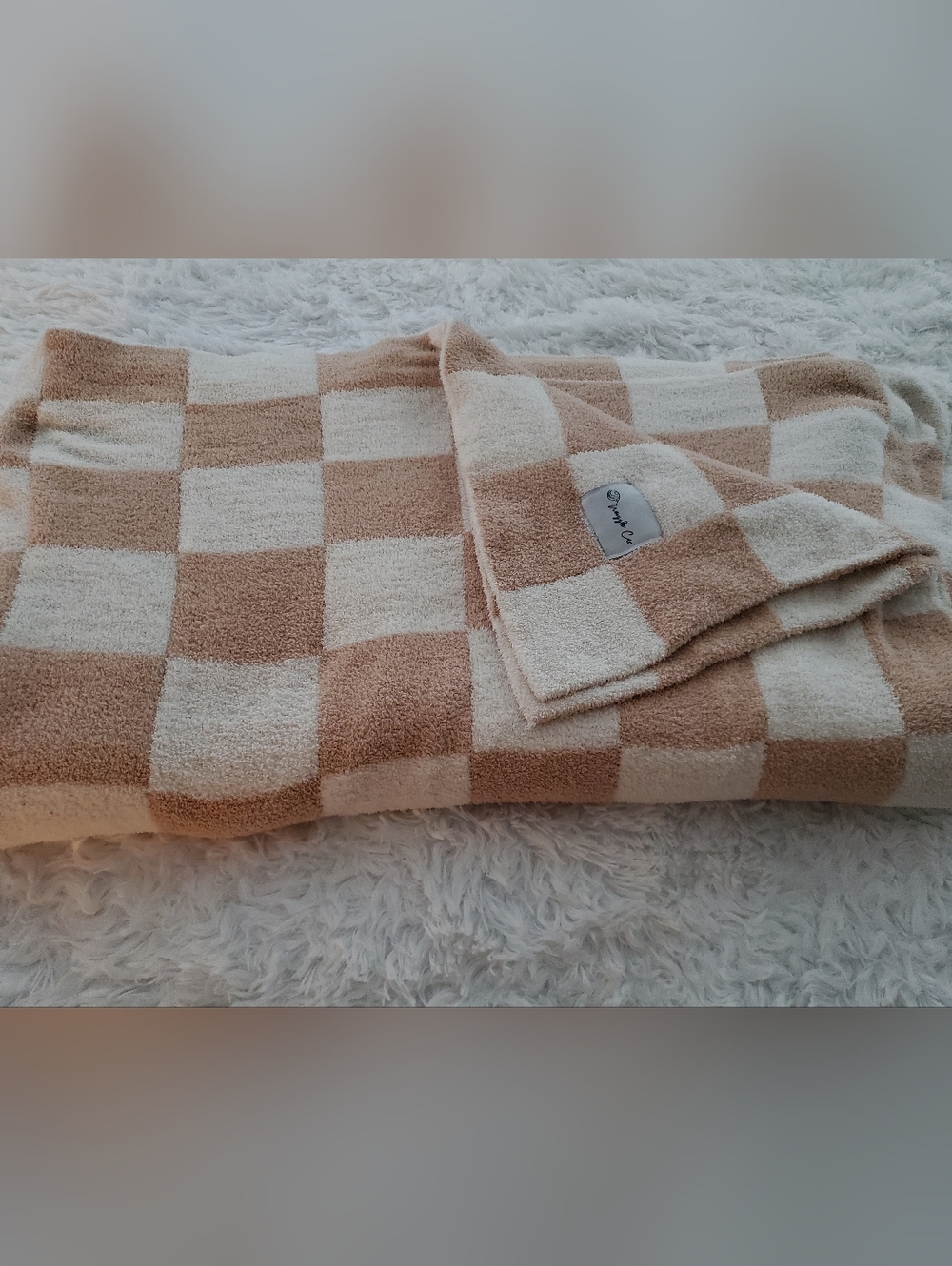 Queen Sized Ultra Soft Blanket RARE*